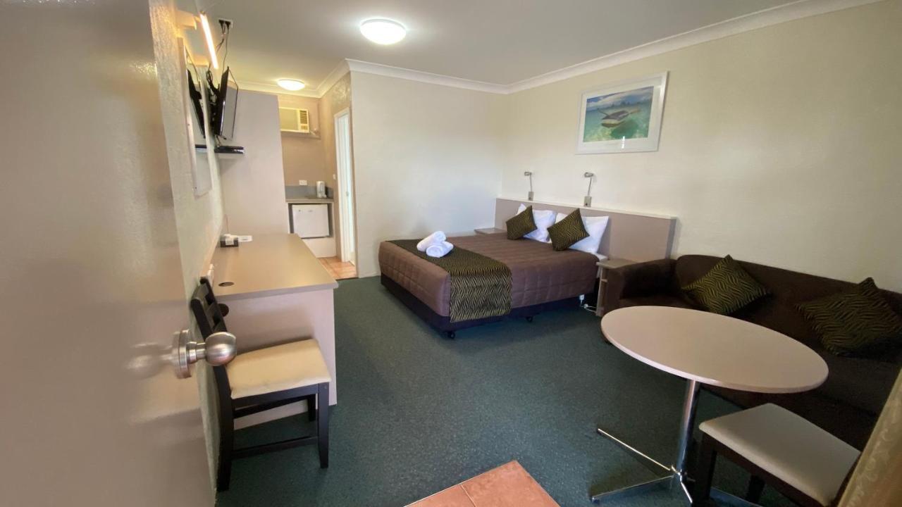 Sapphire City Motor Inn Inverell Eksteriør bilde