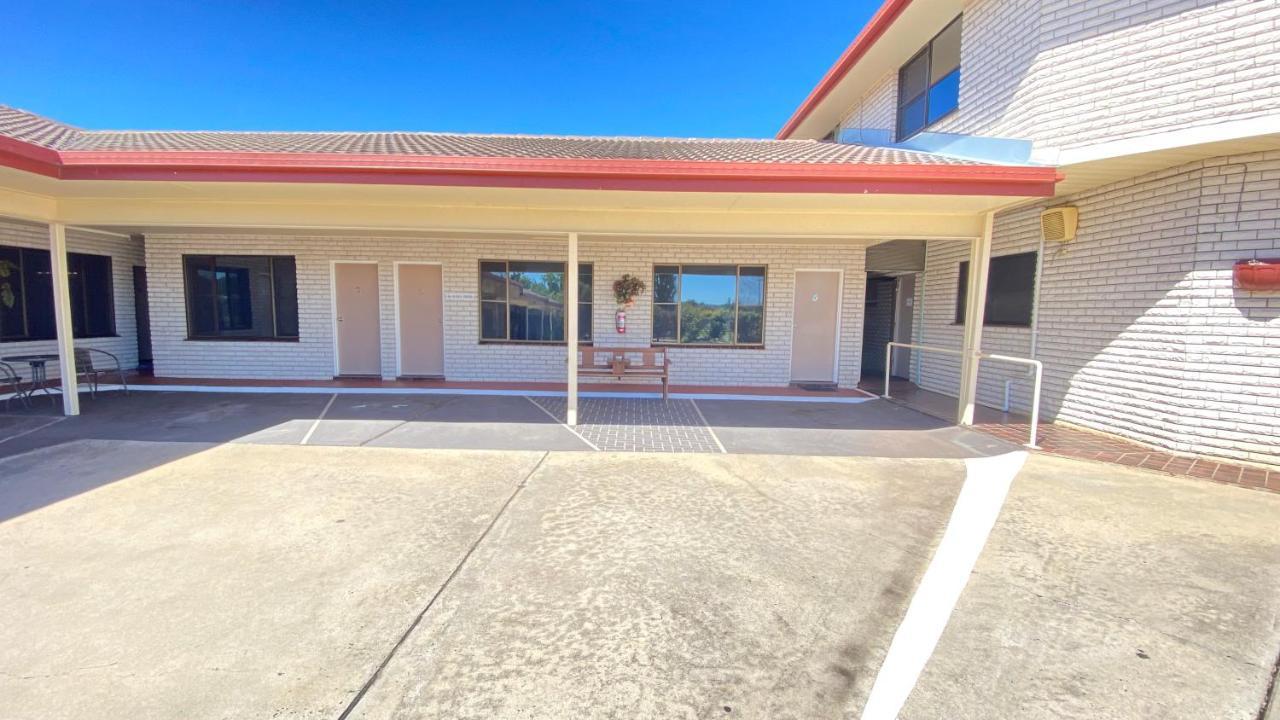 Sapphire City Motor Inn Inverell Eksteriør bilde