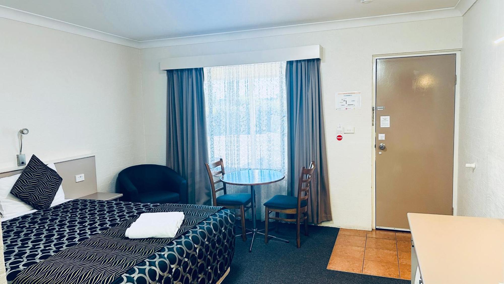 Sapphire City Motor Inn Inverell Eksteriør bilde