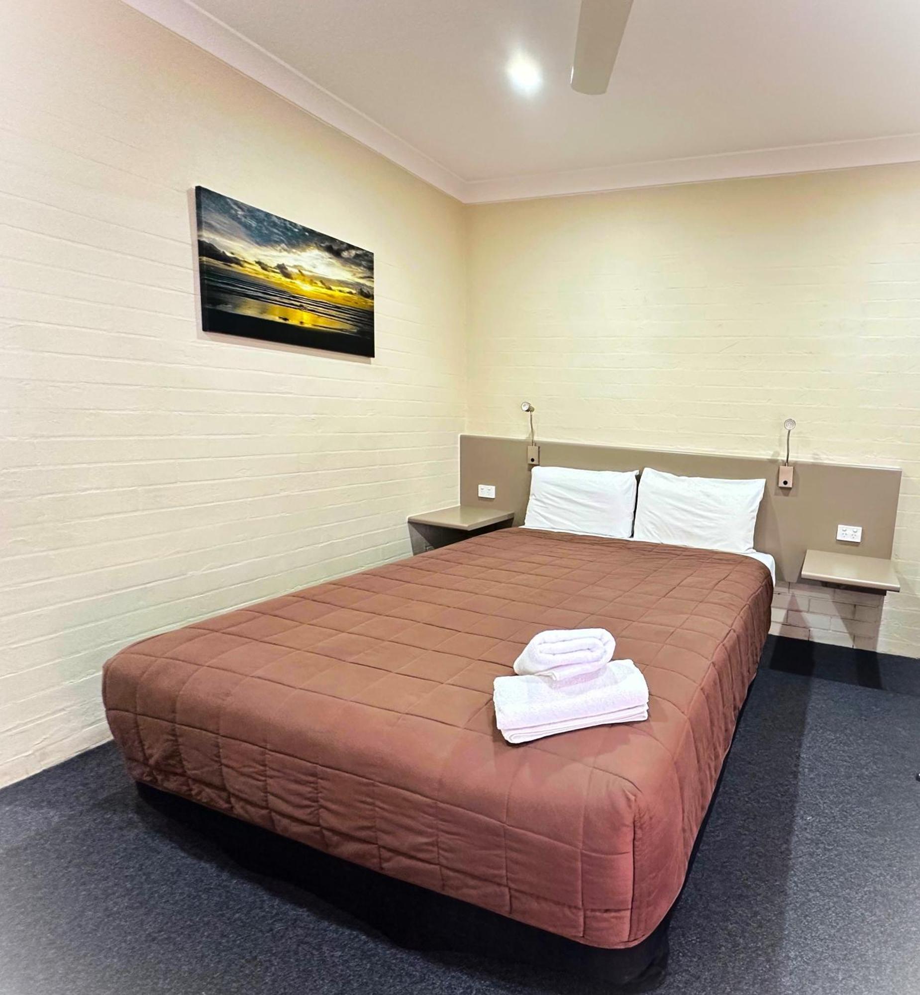 Sapphire City Motor Inn Inverell Eksteriør bilde
