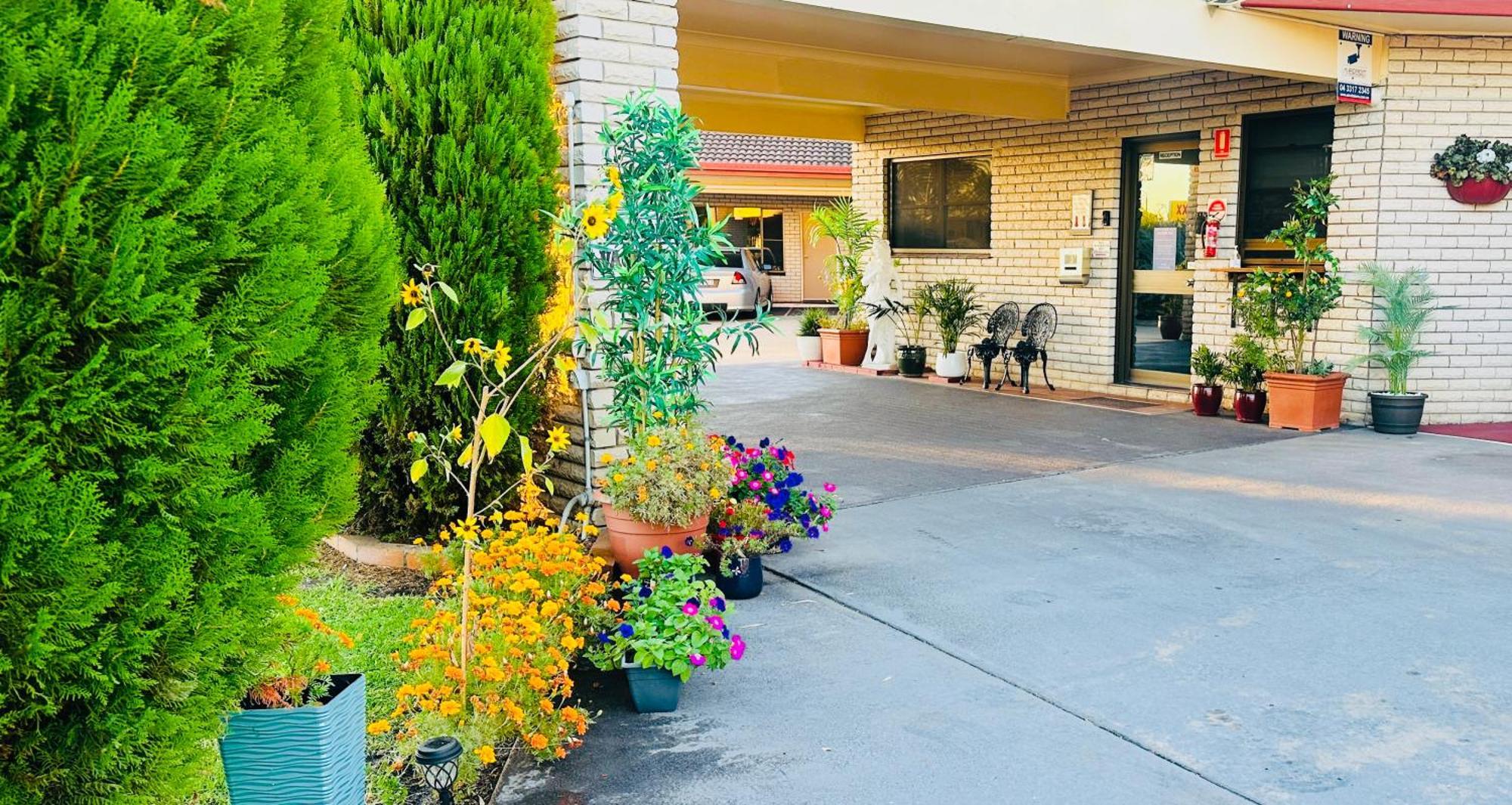 Sapphire City Motor Inn Inverell Eksteriør bilde